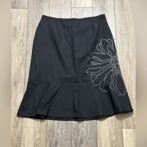 🛍️Studio 97% Cotton, a big flower embroidered beautiful skirt size 18W